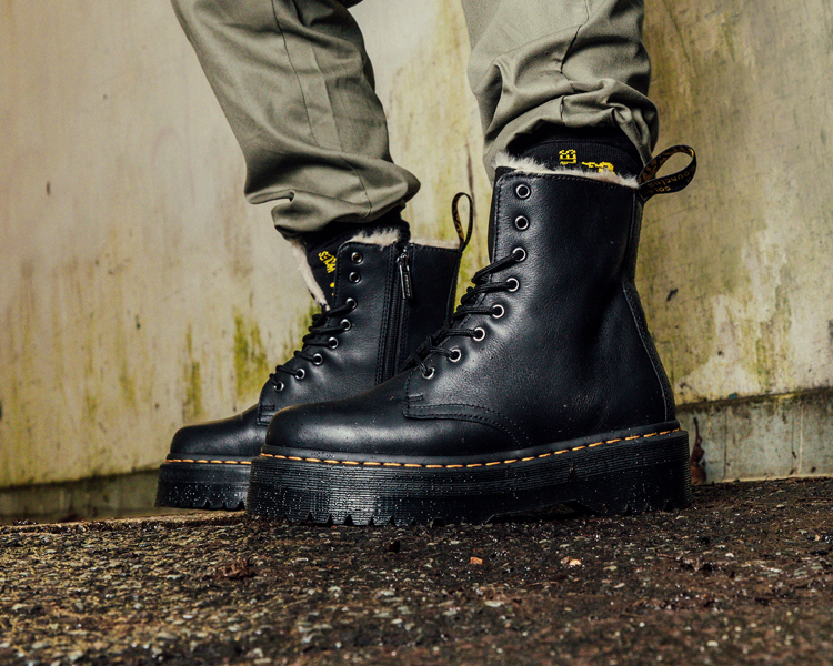 skør at lege ydre Leather Boots, Chelsea Boots, Shoes & Sandals | Dr. Martens