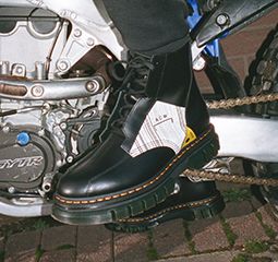 hp-bt-acw-collab-ss22wk49-desk