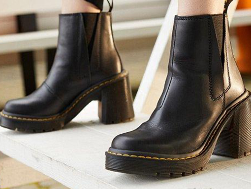 lp-how-to-style-heel-boots-tile-aw22wk20-desk